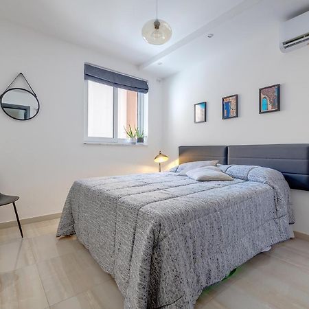 Chic 2Br Apartment, Ideal Location Ta Xbiex Exterior foto