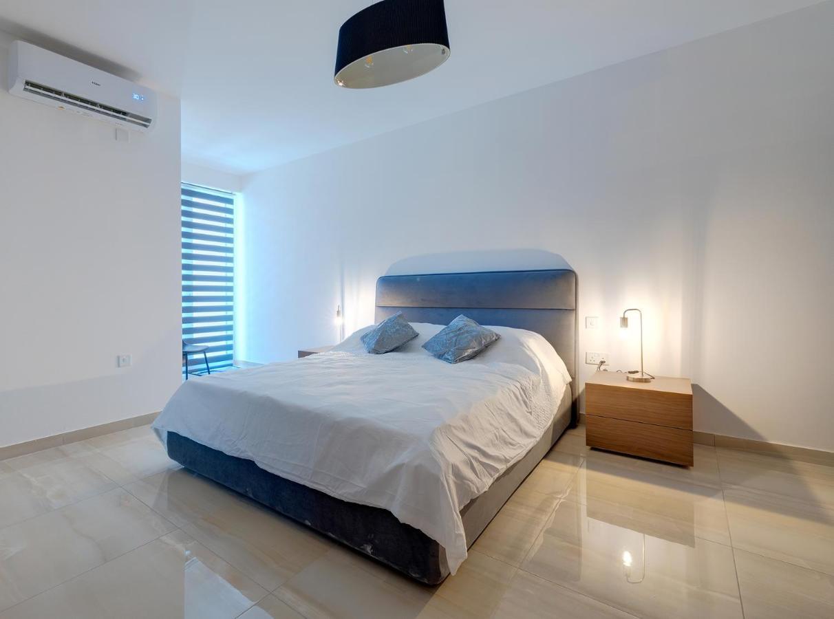 Chic 2Br Apartment, Ideal Location Ta Xbiex Exterior foto