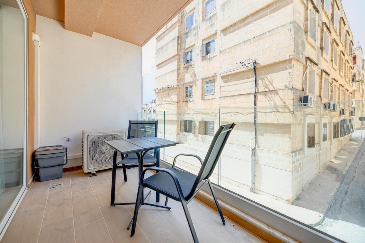 Chic 2Br Apartment, Ideal Location Ta Xbiex Exterior foto